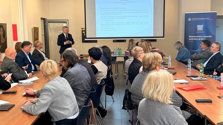 Konferencja „Psychospołeczne zagrożenia w środowisku pracy”